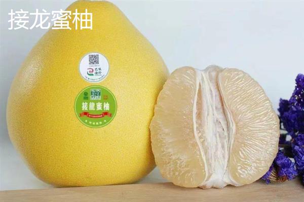 重庆市巴南的特产，有巴南银针、木洞油酥鸭等