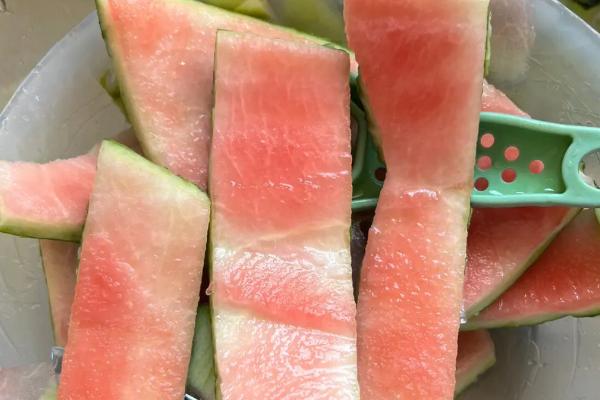 阳光不足适合种什么农作物，可以种植生菜、莴苣、木耳菜等