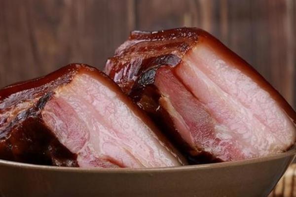 寒露节气农村有什么习俗,包括赏红叶、吃梨、吃花糕等传统