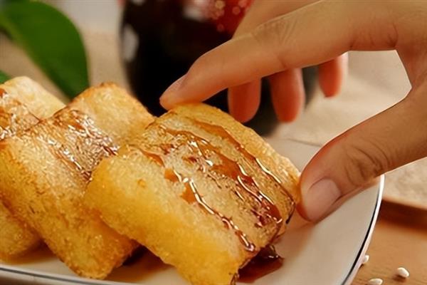 寒露节气农村有什么习俗,包括赏红叶、吃梨、吃花糕等传统