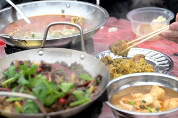 寒露节气农村有什么习俗,包括赏红叶、吃梨、吃花糕等传统