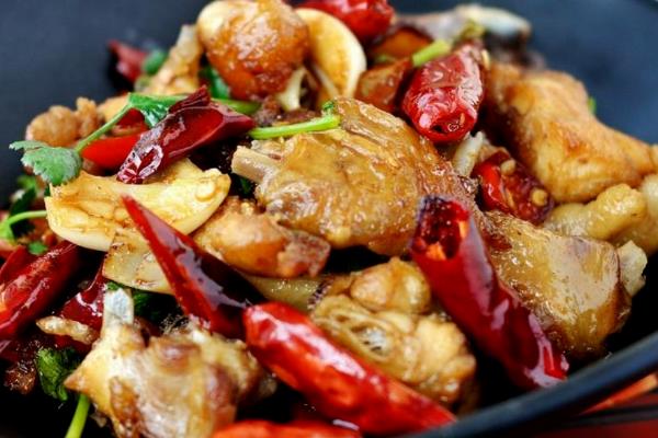 鸡的哪些部位不可以吃，它的淋巴器官不可吃