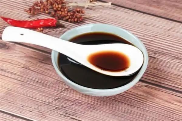 食醋有什么种类，以陈醋、香醋、米醋、白醋为主