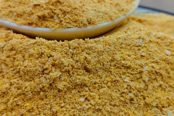 初春野钓鲫鱼怎么搭配商品饵料，以下4个配方可酌情选择
