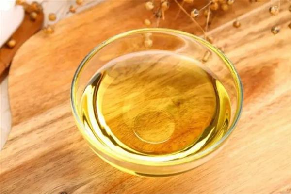农药加植物油的效果，具有提高药效、延长残效期等作用