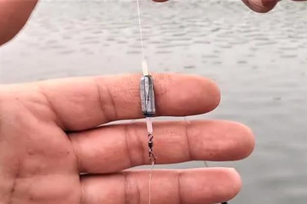 钓鱼立漂怎么安装，立漂一般与漂座配套使用