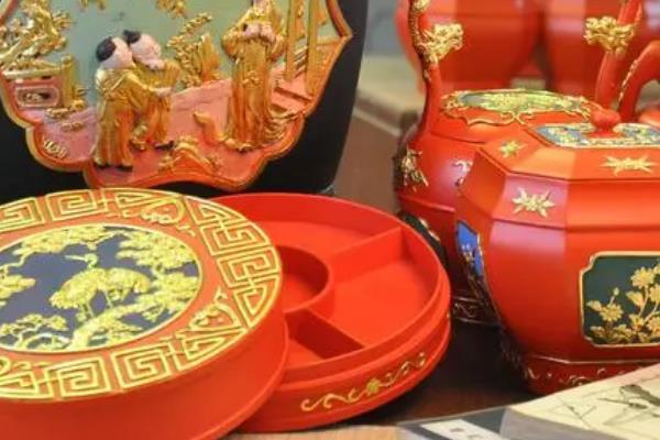 浙江宁波的特产，有三北豆酥糖、红膏蟹糊等