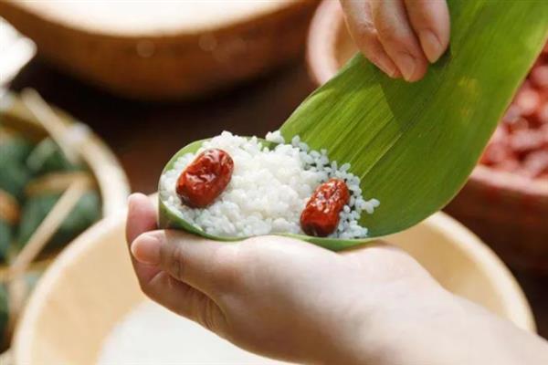 粽子在哪个时期就已出现,最早出现在春秋时期