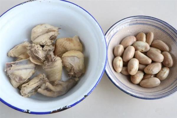 菠萝蜜几月份上市，大约在11月左右