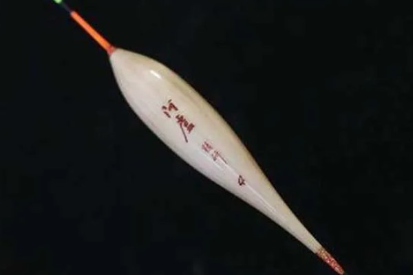 什么时候适合用长脚短尾漂，走水、小鱼较多时均可使用