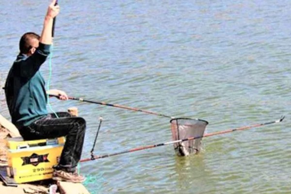 10度以下可以钓鲤鱼吗，可以尝试垂钓