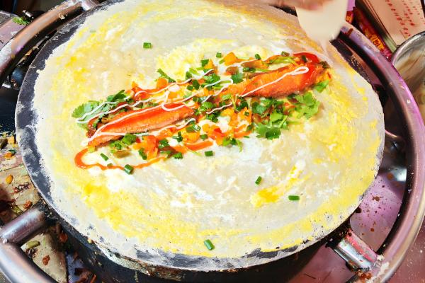 冬季摆摊可以做什么小吃生意,油炸烧烤、麻辣烫都可以考虑