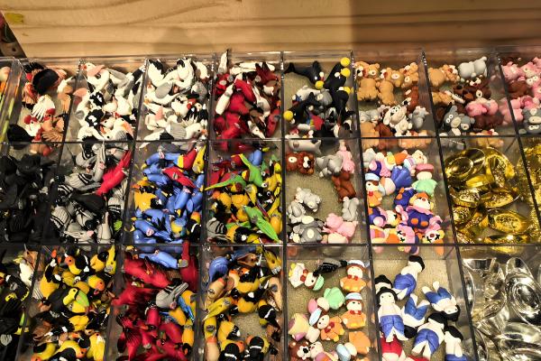 冬季摆摊可以做什么小吃生意,油炸烧烤、麻辣烫都可以考虑