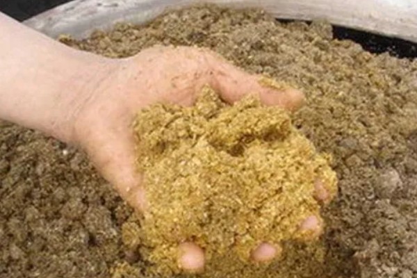 发酵豆粕有什么弊端,保存时间比不上普通豆粕