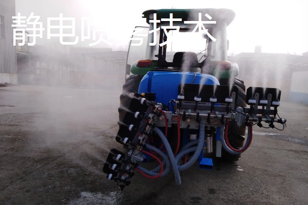 用农药处理种子的方法，根据种子类型使用不同的药物拌种