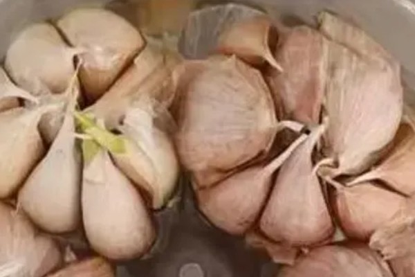 蒜苗如何种植，整地时要施入有机肥与复合肥