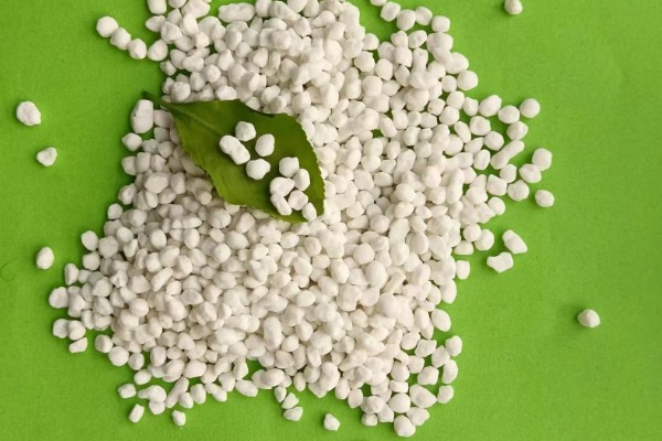 使用硝硫基复合肥要注意什么,收获前20天不能使用