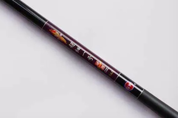 8.1米鱼竿的适宜重量，一般是300-400克