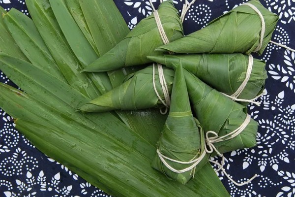 粽叶树介绍，一般是指箬叶、芦苇叶