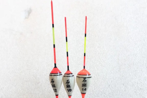 短浮漂和长浮漂的区别，前者翻身速度快、后者翻身速度慢