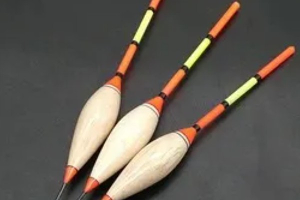 短浮漂和长浮漂的区别，前者翻身速度快、后者翻身速度慢