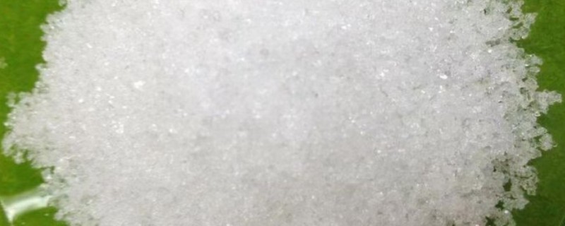 磷酸二氢钾如何浇花，要兑水稀释后再使用