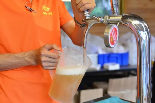 牛奶能不能浇花，发酵后才能使用