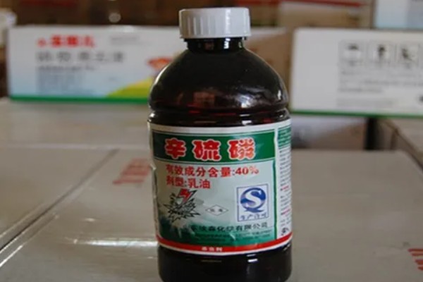 辛硫磷特性与防治对象，以触杀和胃作用为主