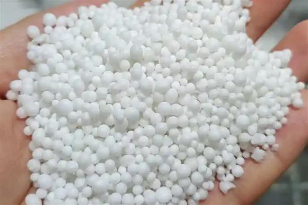 氮肥是哪种肥料，有硝酸铵，氨水，尿素等