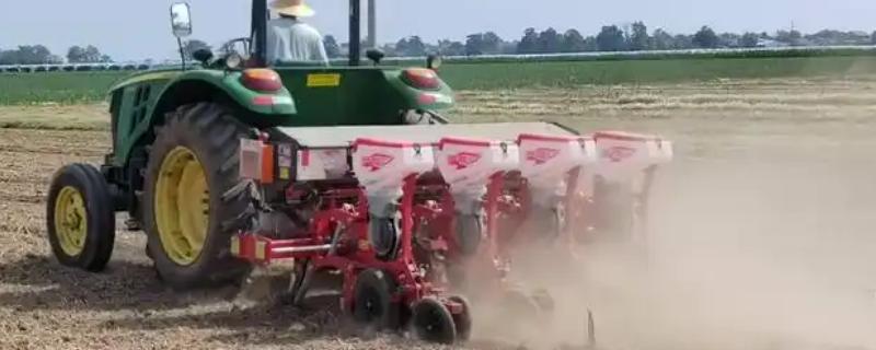 农机购置补贴政策的开始时间，从2004年开始实施