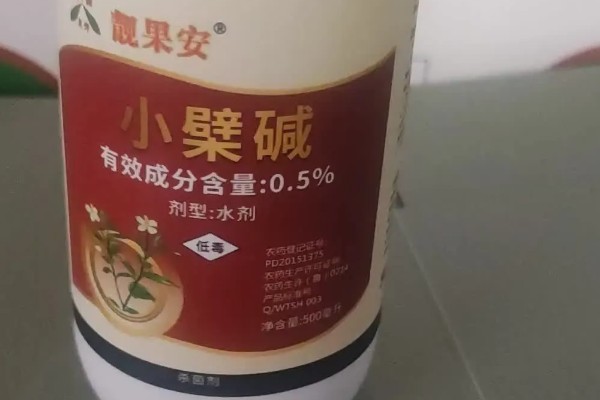 靓果安农药在什么时候用,高温季节在晴天的上午九点左右使用