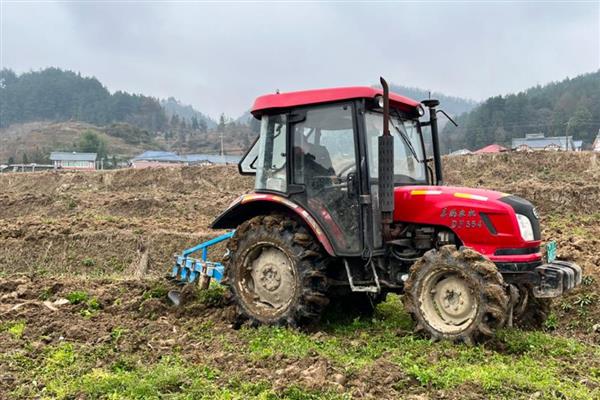 农机购置补贴政策的开始时间，从2004年开始实施