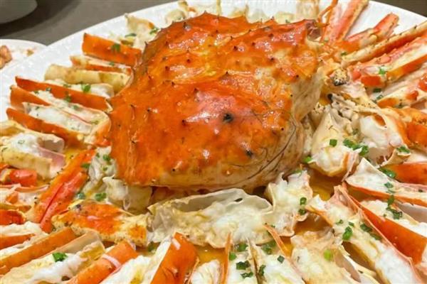 吃螃蟹能喝牛奶吗，吃螃蟹可以喝牛奶