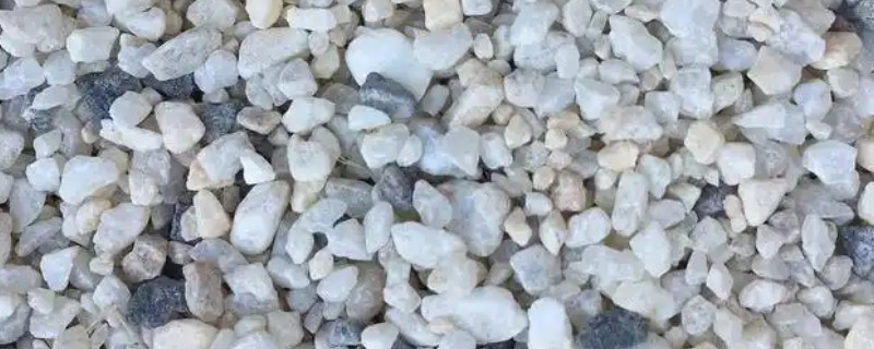 什么是珍珠岩，是火山喷洒后得到的火酸性熔岩